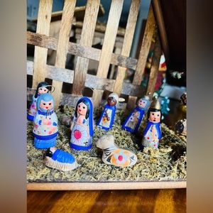 EXQUISITE Mexican Nativity Set Folk Art Christmas Decoration Pottery Sculptures
